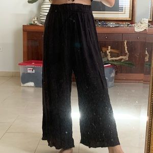 BRANDY MELVILLE loose ankle-length pants